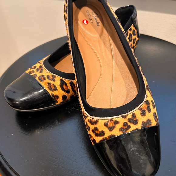 CLARK’S flats - Picture 4 of 6